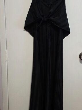 Frederick's of Hollywood Sm Black Evening Gown with Tie Back